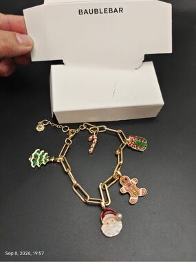 Baublebar Christmas Bracelet Santa Presents Candy Cane Gingerbread Tree Charms